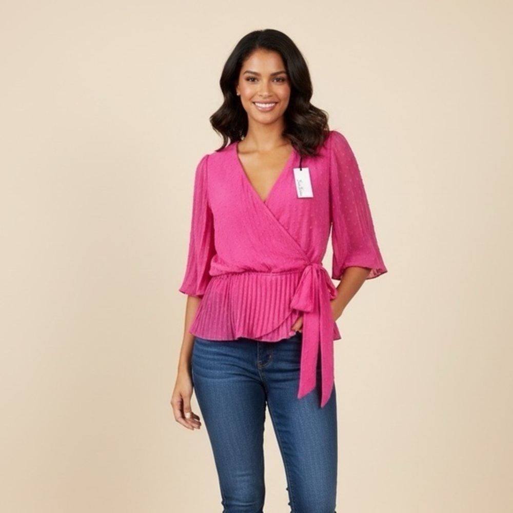 Blue Blossom Pink Textured Wrap Peplum Blouse Women’s Size Large - NWT